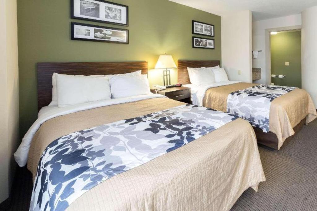 Sleep Airport Hotel 2*