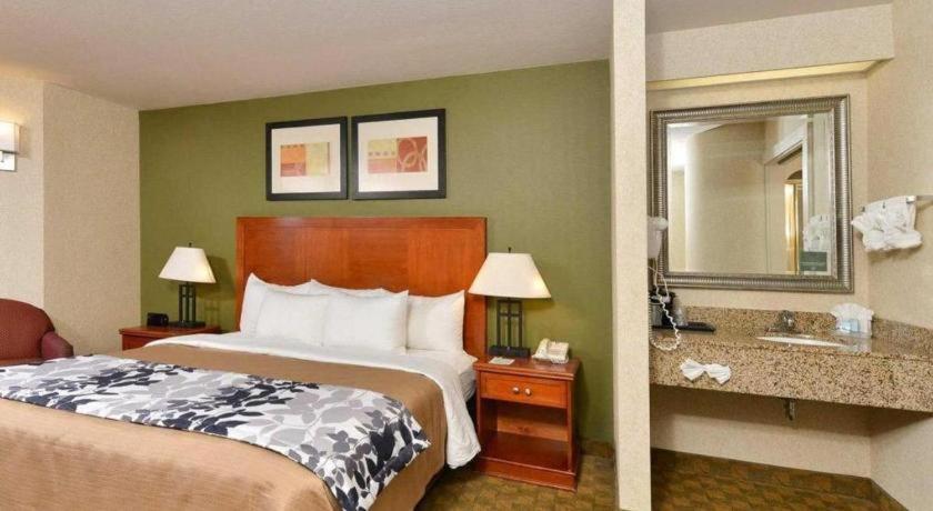Sleep Airport Hotel